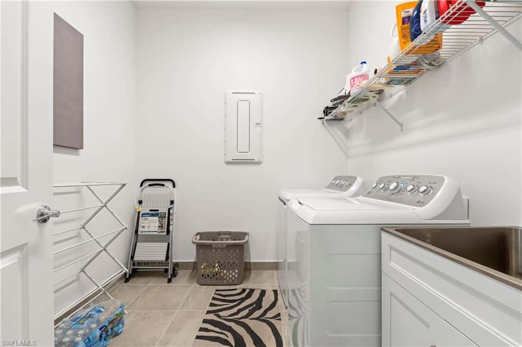 12303 Bonnet Dr, Naples, photo 19
