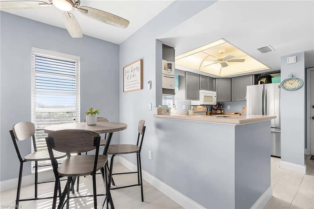 53 High Point Cir #310, Naples, photo 5