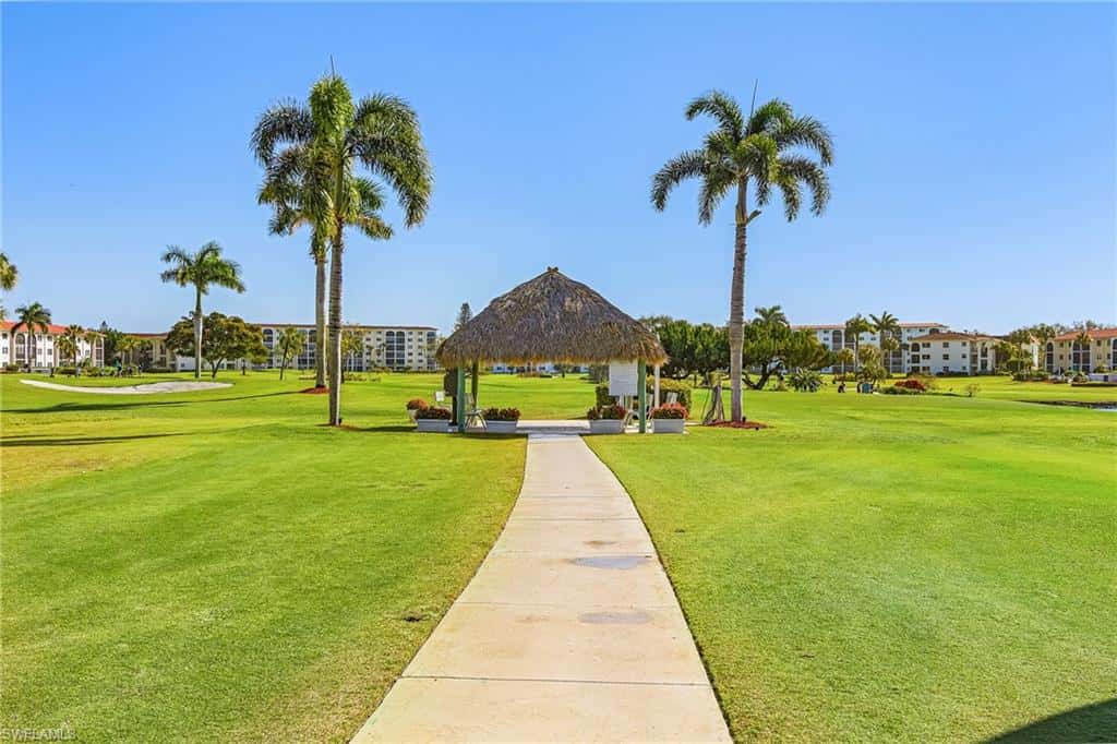 53 High Point Cir #310, Naples, photo 20