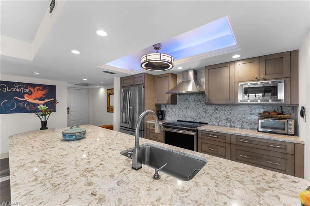 10482 Gulf Shore Dr #221, Naples, photo 7