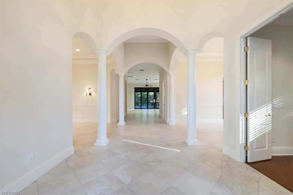 16834 Cabreo Dr, Naples, photo 36