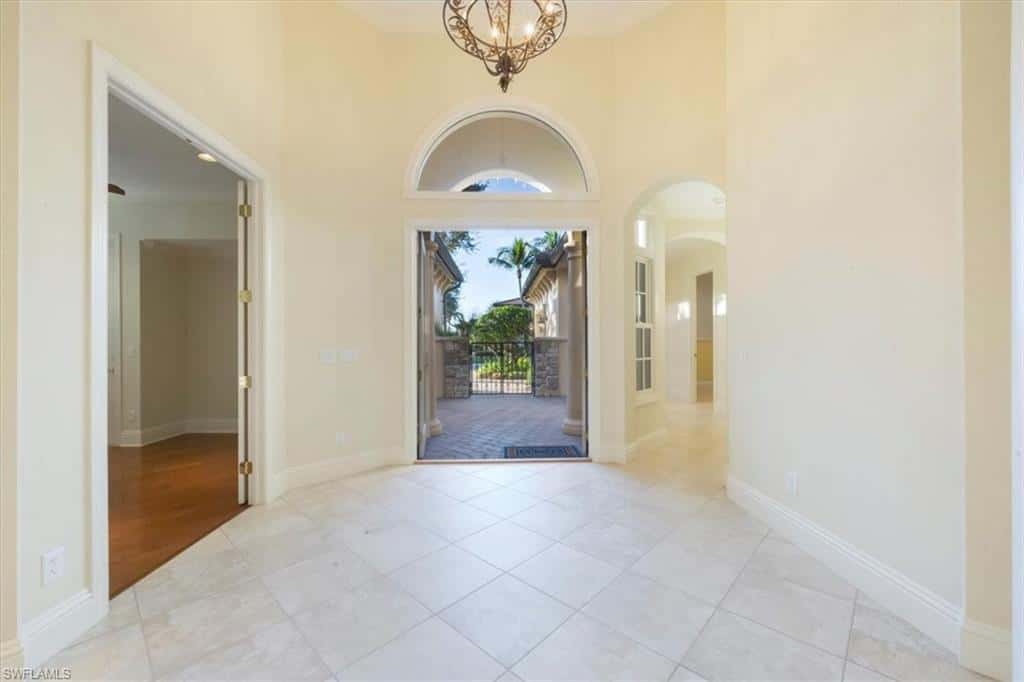 16834 Cabreo Dr, Naples, photo 37