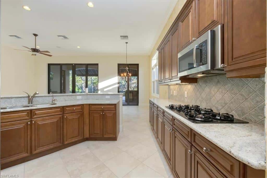 16834 Cabreo Dr, Naples, photo 21