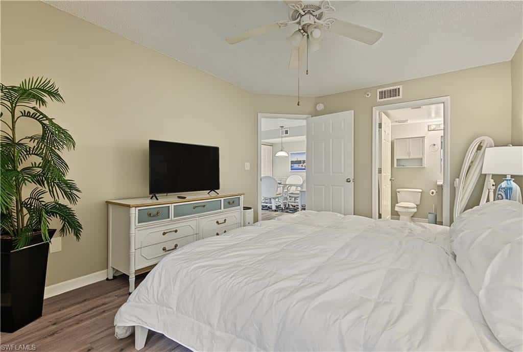 8930 Colonnades Ct #616, Bonita Springs, photo 17
