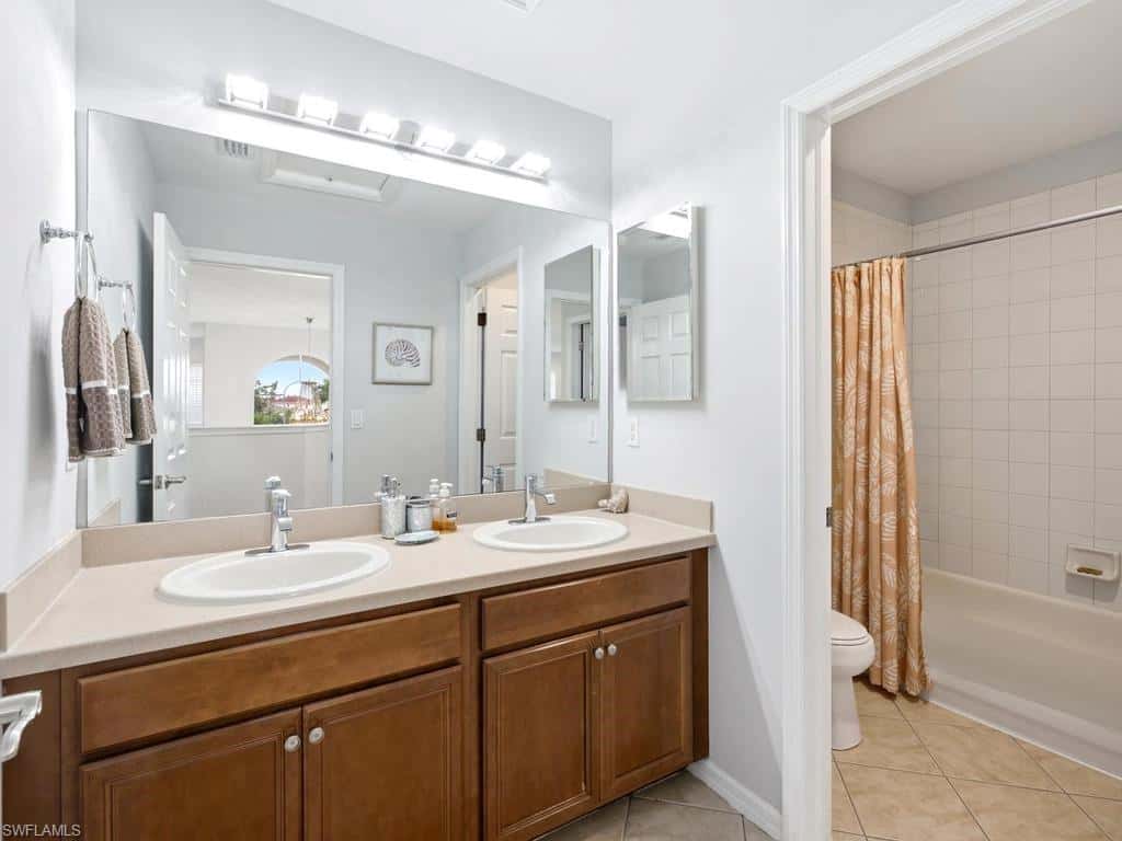 9314 La Bianco St, Estero, photo 15