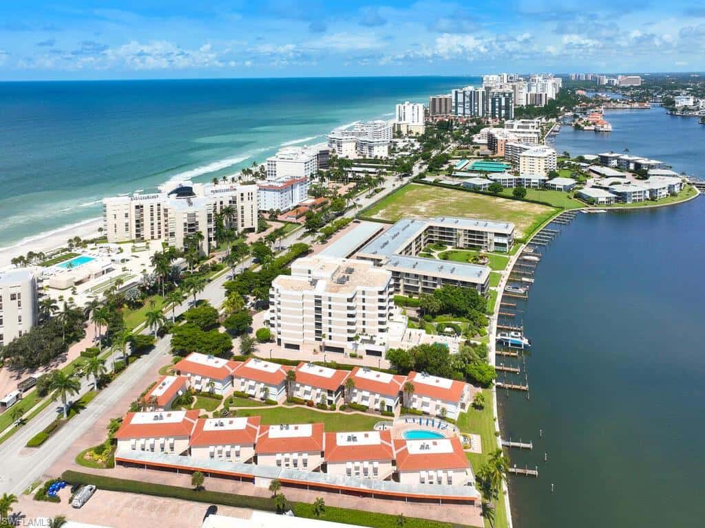 3070 Gulf Shore Blvd #209, Naples, photo 24