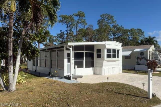 469 Vanda Sanctuary, Naples, photo 13