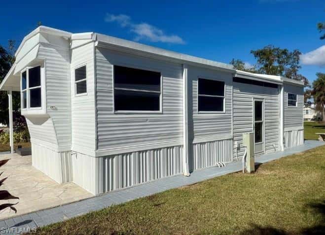469 Vanda Sanctuary, Naples, photo 7