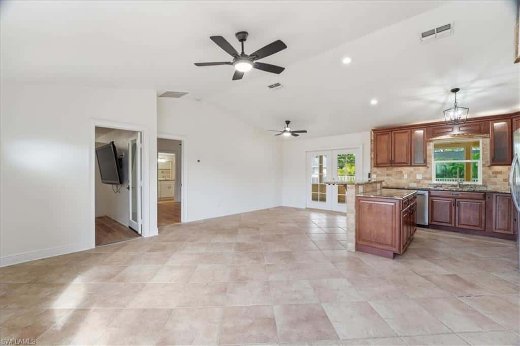18343 Hawthorne Rd, Fort Myers, photo 17