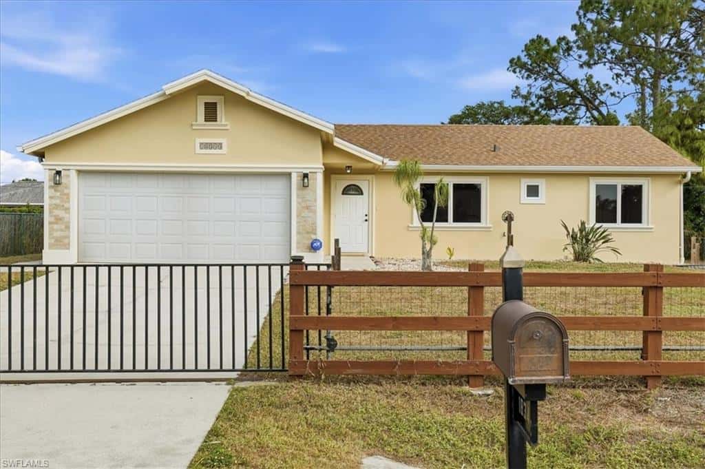 18343 Hawthorne Rd, Fort Myers, photo 36