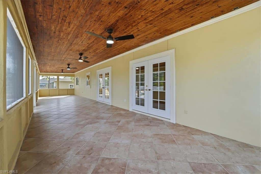 18343 Hawthorne Rd, Fort Myers, photo 32