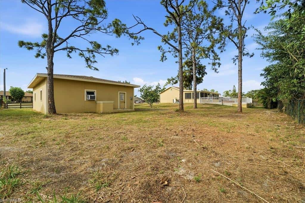 18343 Hawthorne Rd, Fort Myers, photo 38