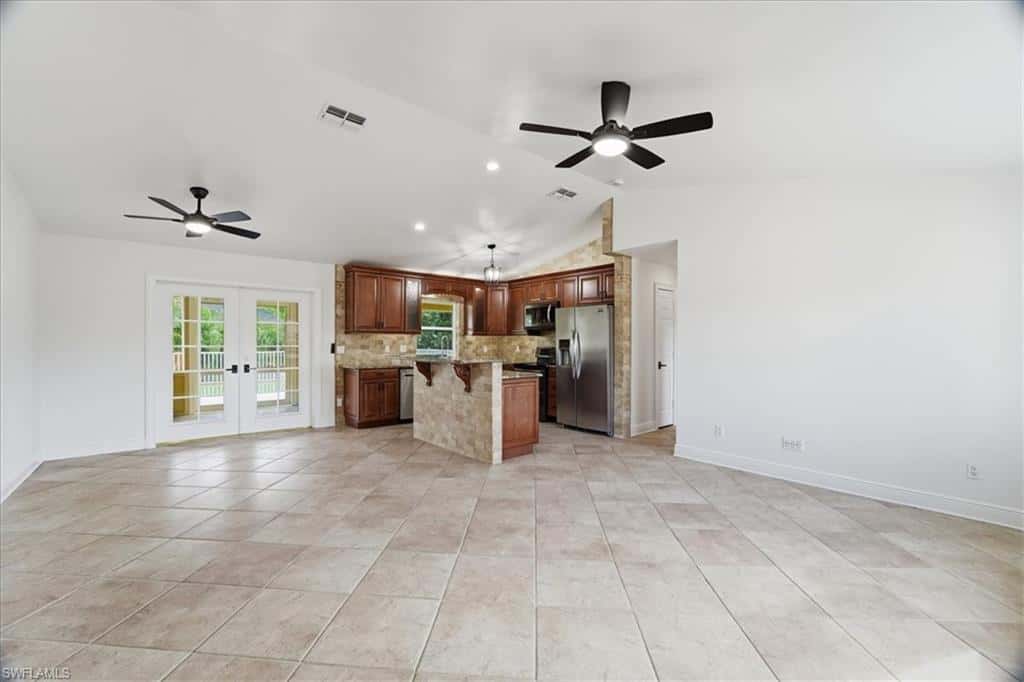 18343 Hawthorne Rd, Fort Myers, photo 18