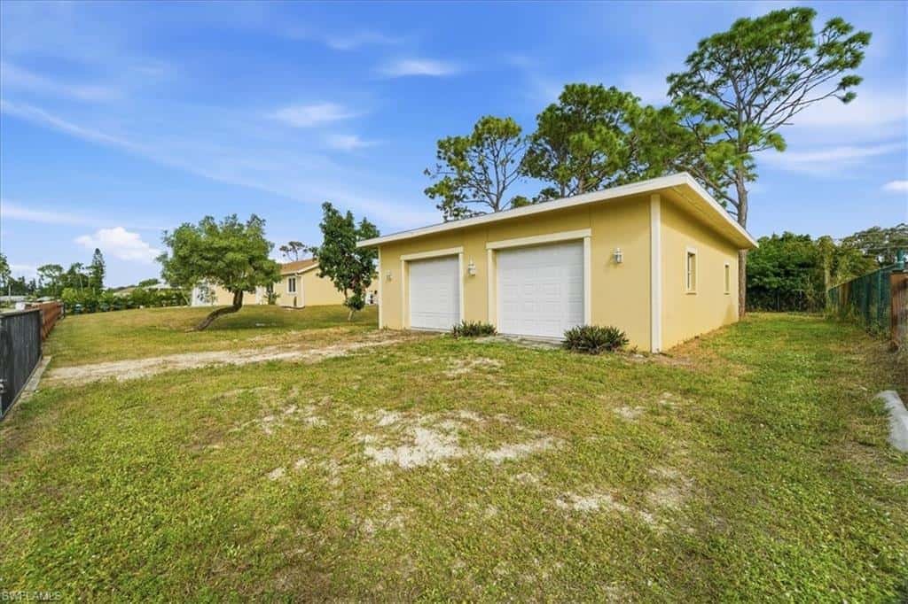 18343 Hawthorne Rd, Fort Myers, photo 39