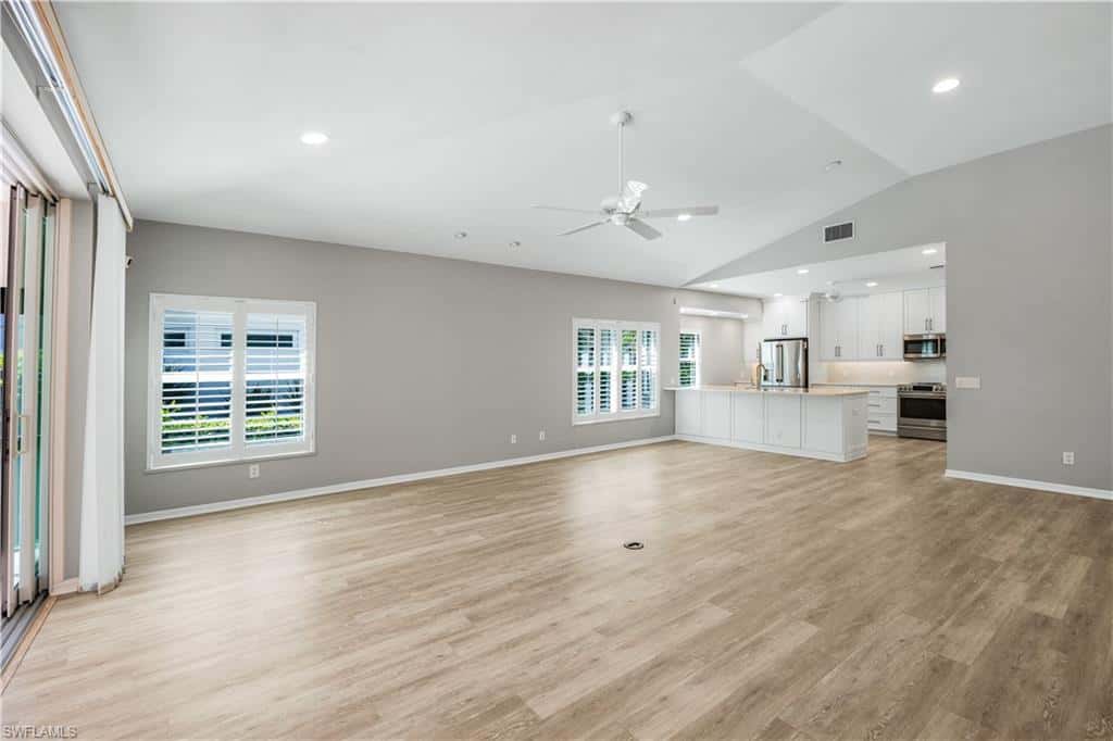 3323 Montara Dr, Bonita Springs, photo 6