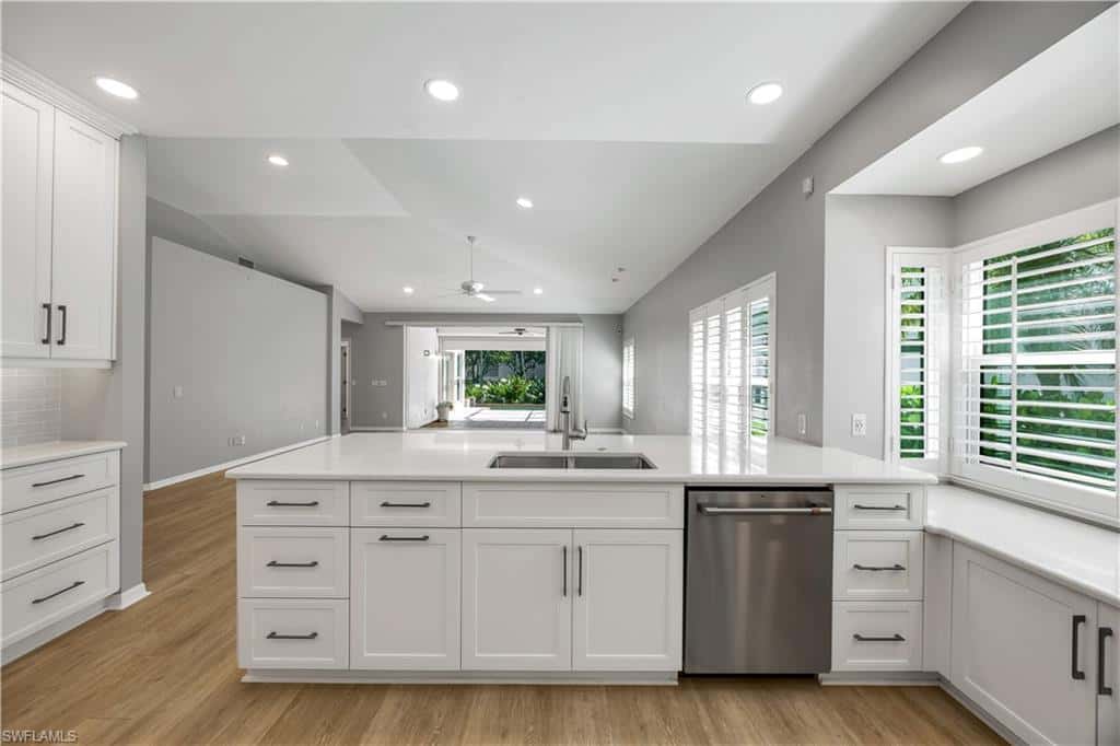 3323 Montara Dr, Bonita Springs, photo 13