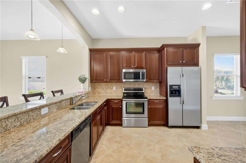 11107 Laughton Cir, Fort Myers, photo 13