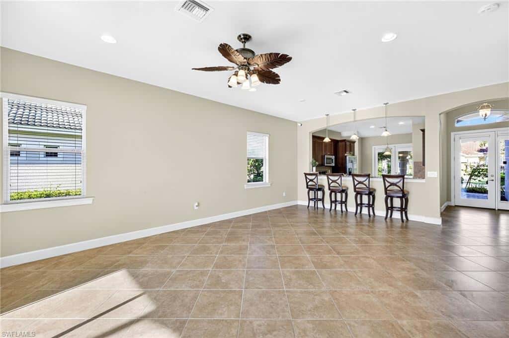 11107 Laughton Cir, Fort Myers, photo 12