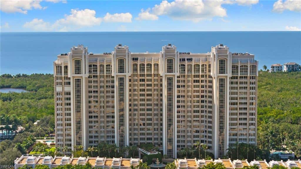 7117 Pelican Bay Blvd #1201, Naples, photo 34