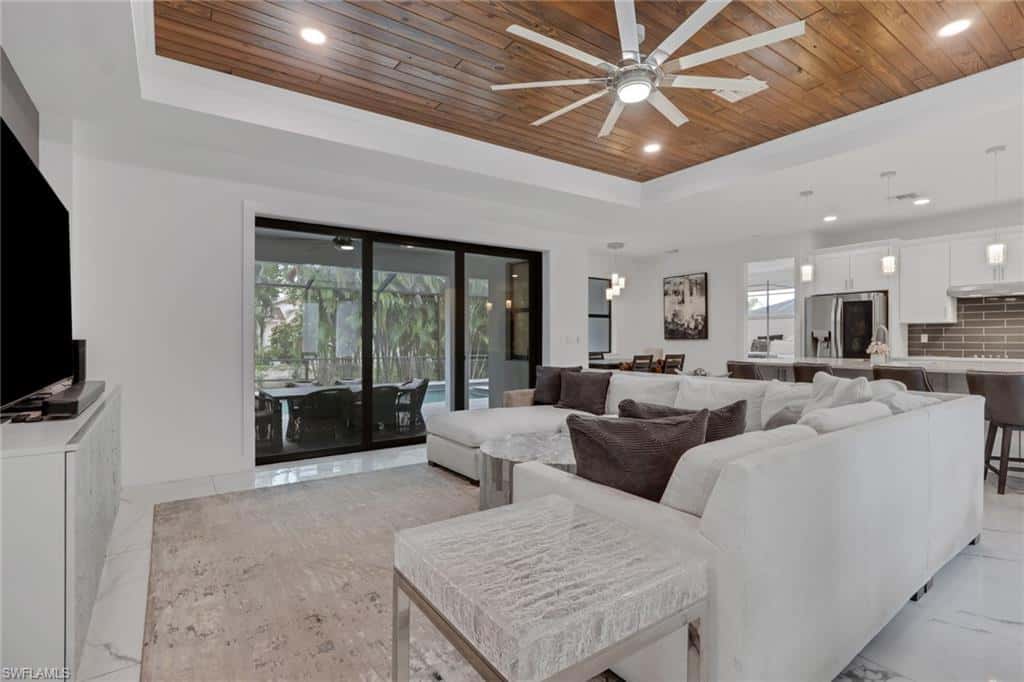 2806 Miracle Pkwy, Cape Coral, photo 5