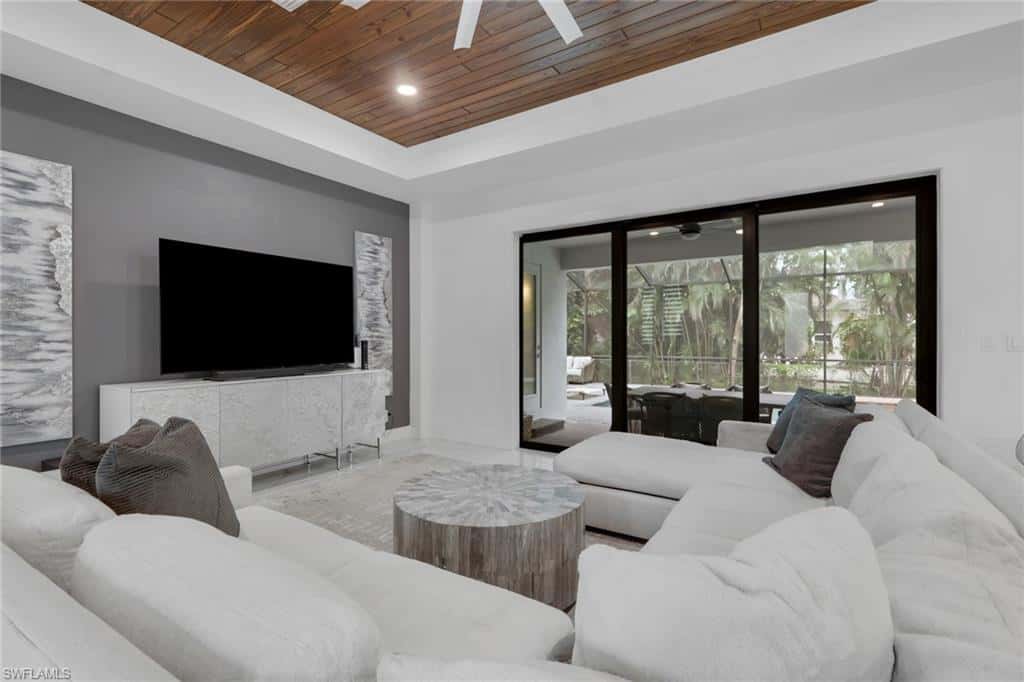 2806 Miracle Pkwy, Cape Coral, photo 4