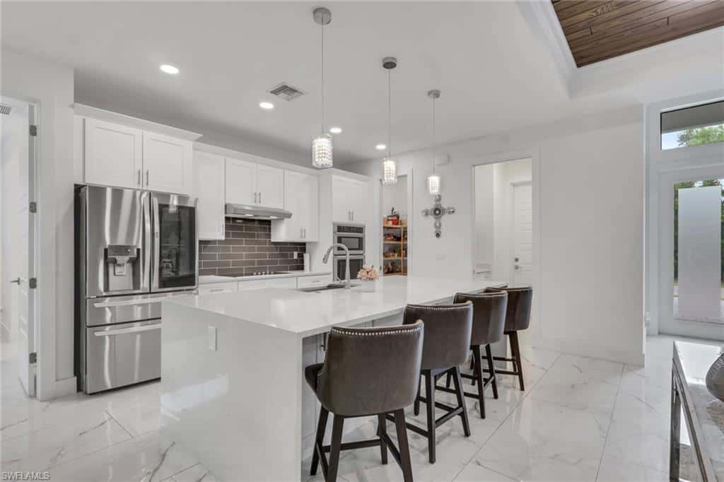 2806 Miracle Pkwy, Cape Coral, photo 8