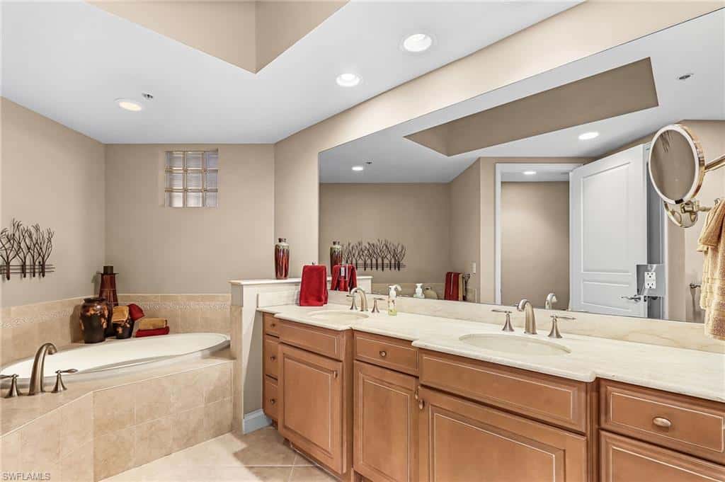 4137 Bay Beach Ln #522, Fort Myers Beach, photo 12