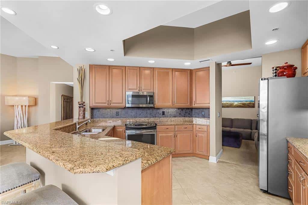 4137 Bay Beach Ln #522, Fort Myers Beach, photo 8