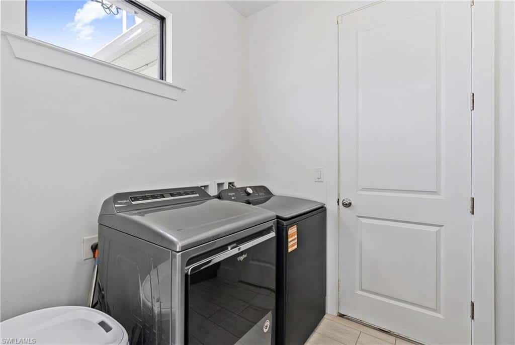 616 2nd St, Cape Coral, photo 35