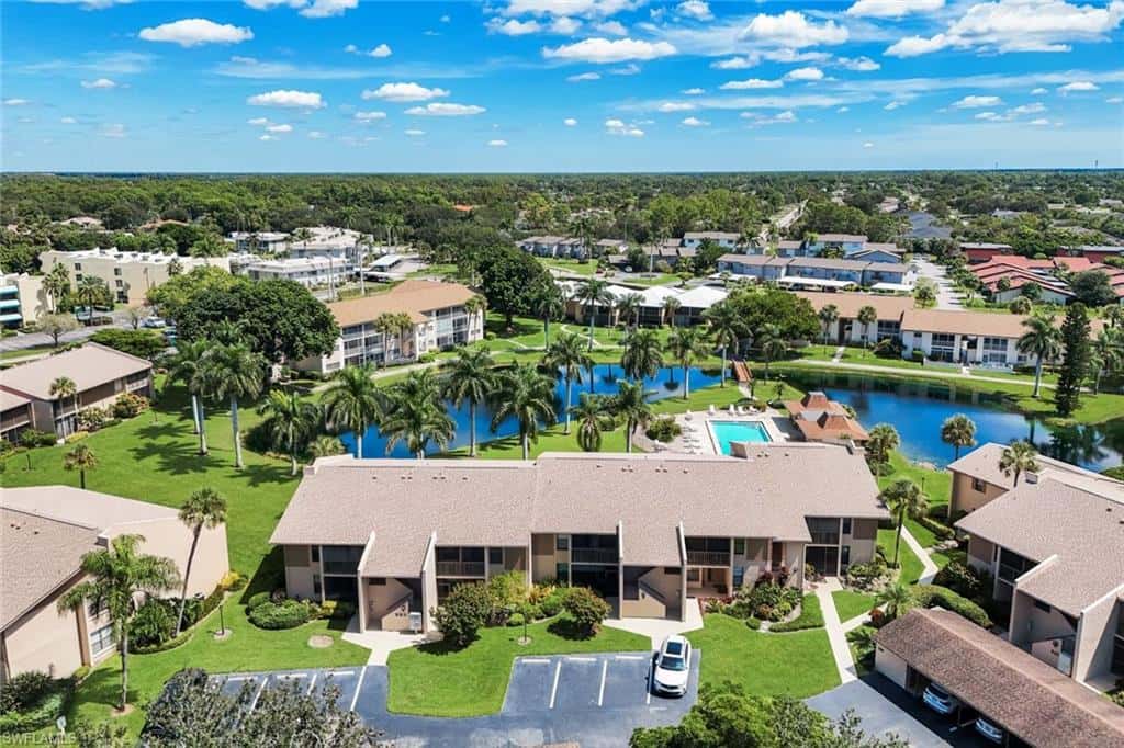 960 Palm View Dr #209, Naples, photo 4