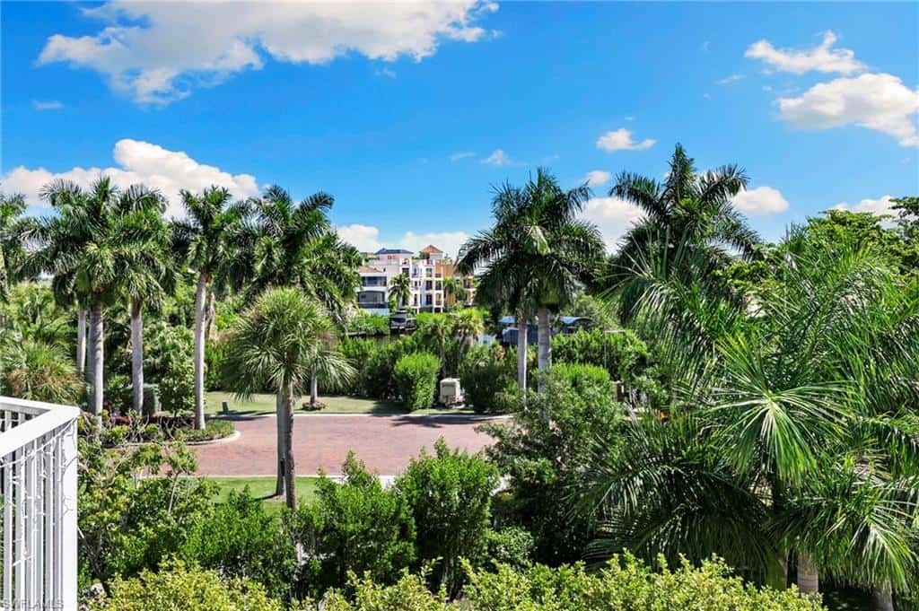 105 Barefoot Cir #24, Bonita Springs, photo 33