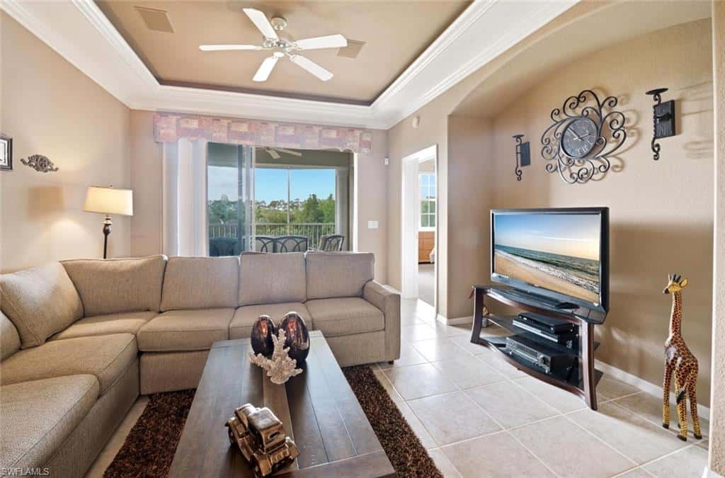 4834 Hampshire Ct #303, Naples, photo 4