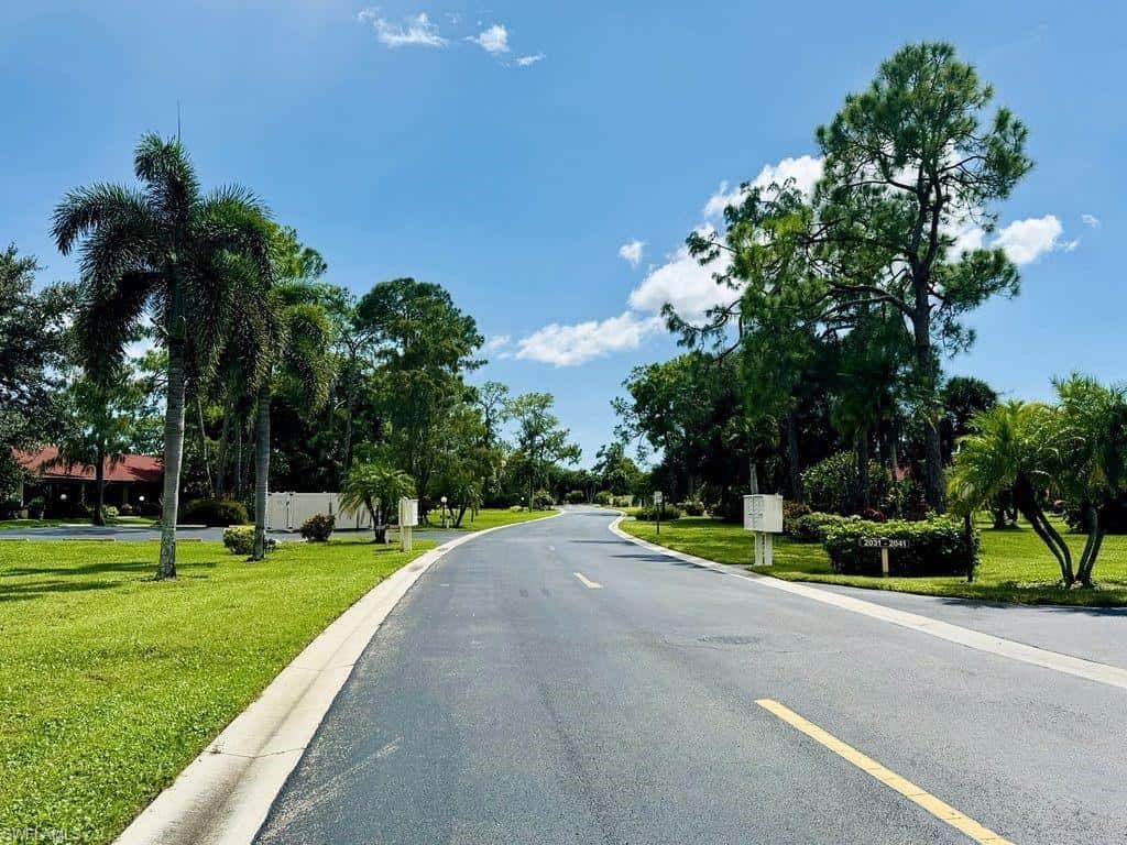 2037 Pine Isle Ln #2037, Naples, photo 28