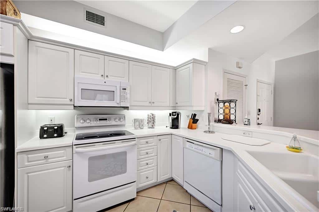 410 Bayfront Pl #2409, Naples, photo 10