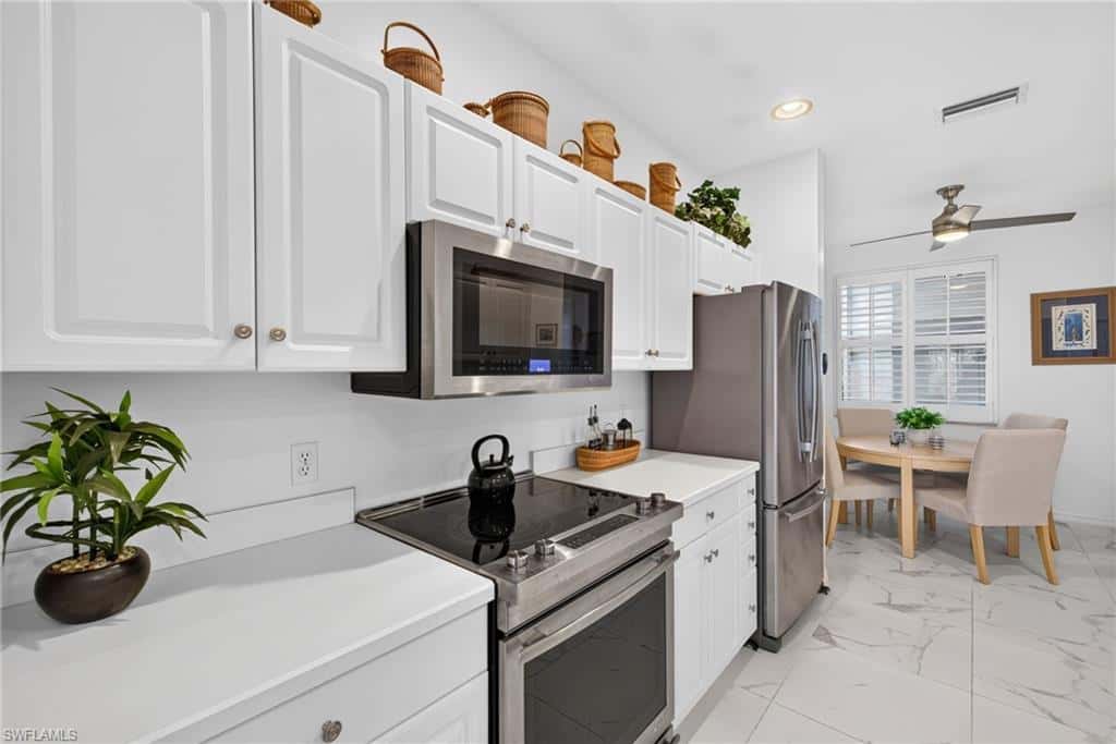 5040 Yacht Harbor Cir #102, Naples, photo 14