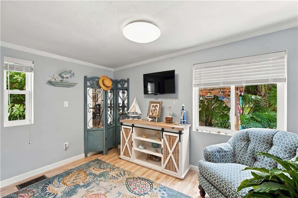 542 Charlemagne Blvd, Naples, photo 10