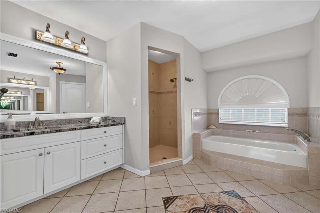 3416 3rd Ter, Cape Coral, photo 16