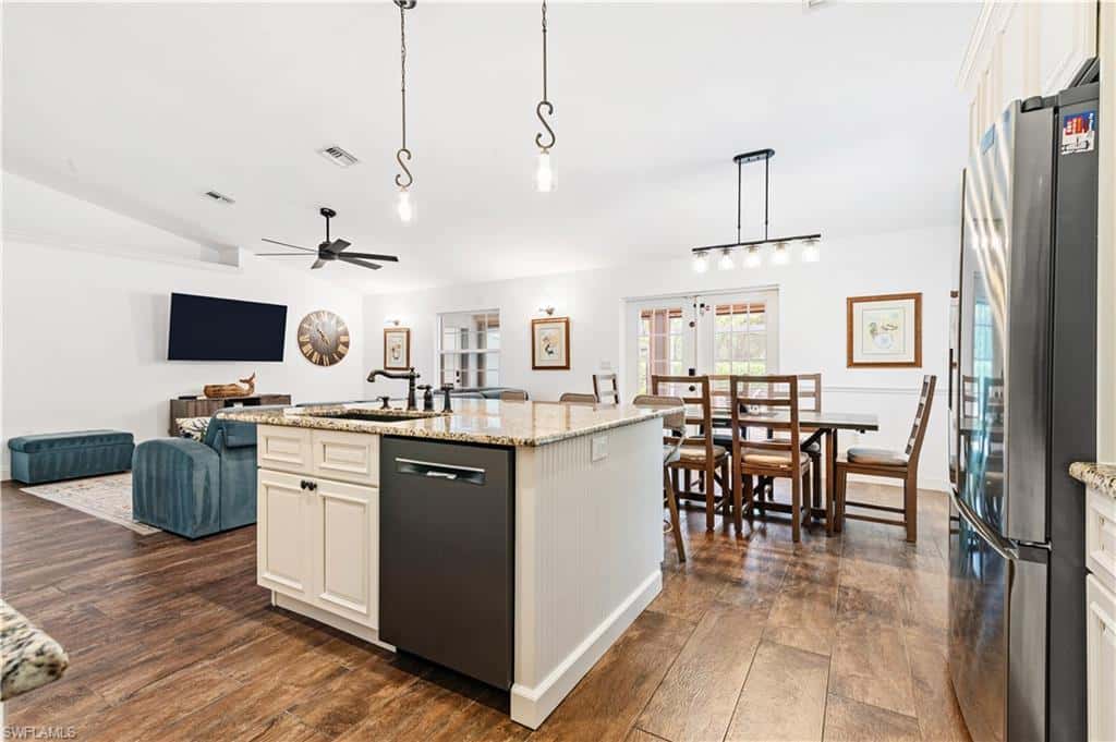 36 5th St, Bonita Springs, photo 4