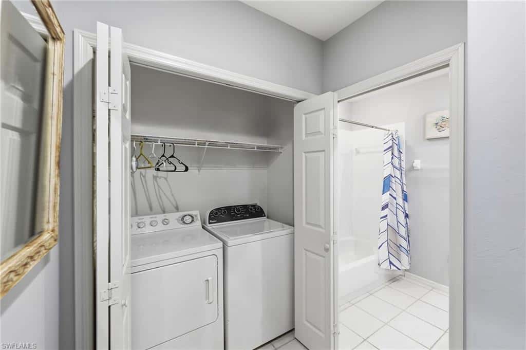 8239 Parkstone Pl #304, Naples, photo 22