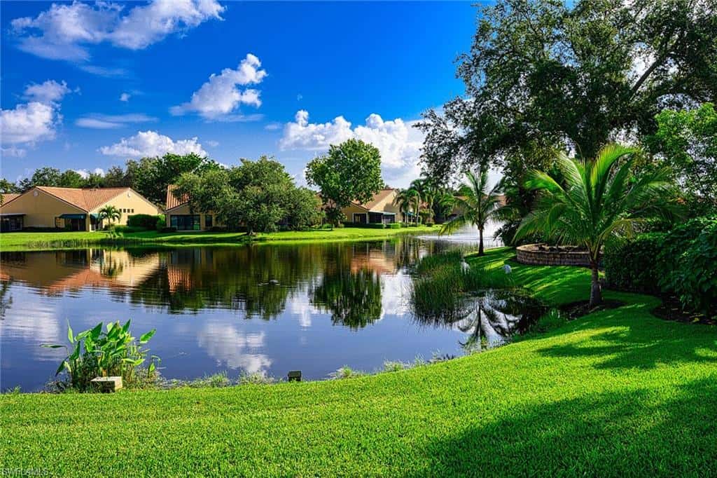 586 Beachwalk Cir #o206, Naples, photo 17
