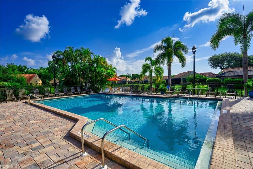 586 Beachwalk Cir #o206, Naples, photo 14