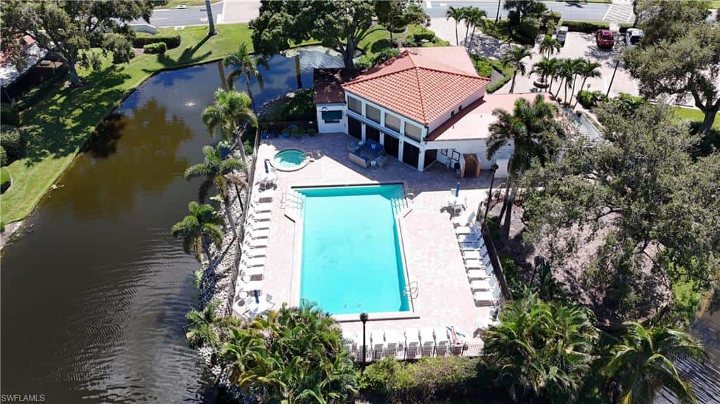 586 Beachwalk Cir #o206, Naples, photo 21