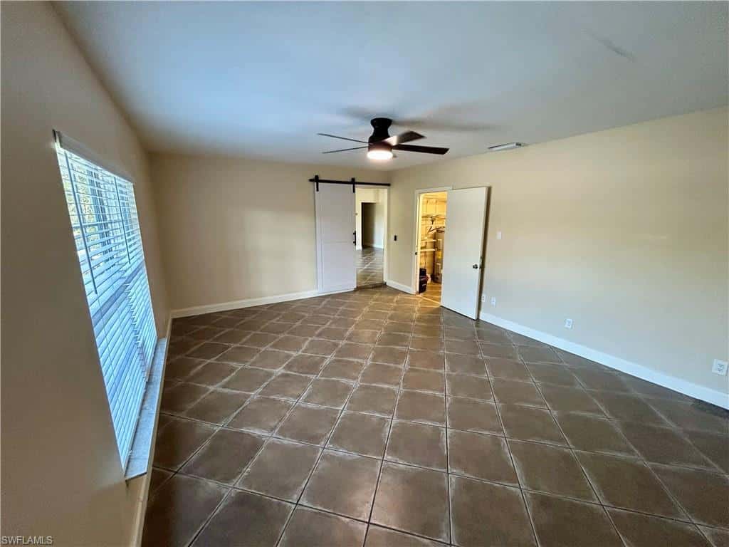 2430 Golden Gate Blvd, Naples, photo 12