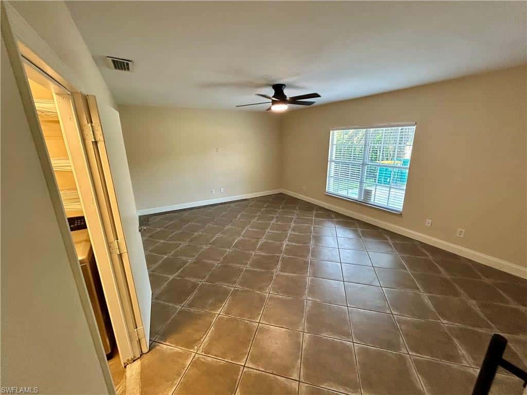 2430 Golden Gate Blvd, Naples, photo 10