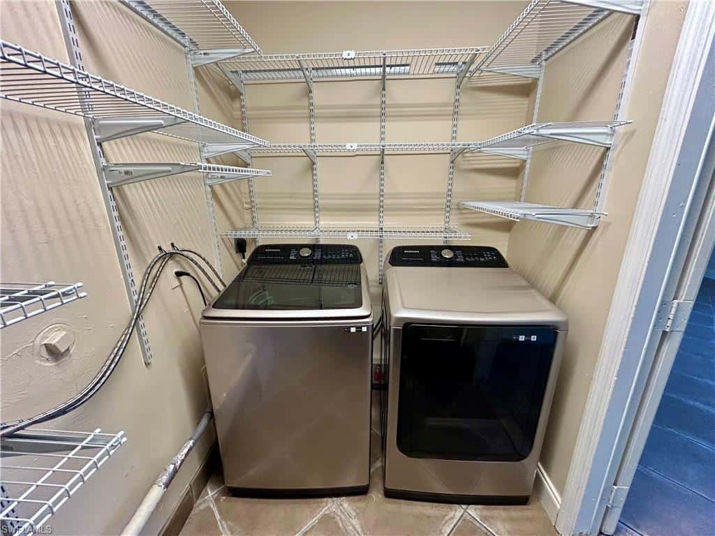 2430 Golden Gate Blvd, Naples, photo 14