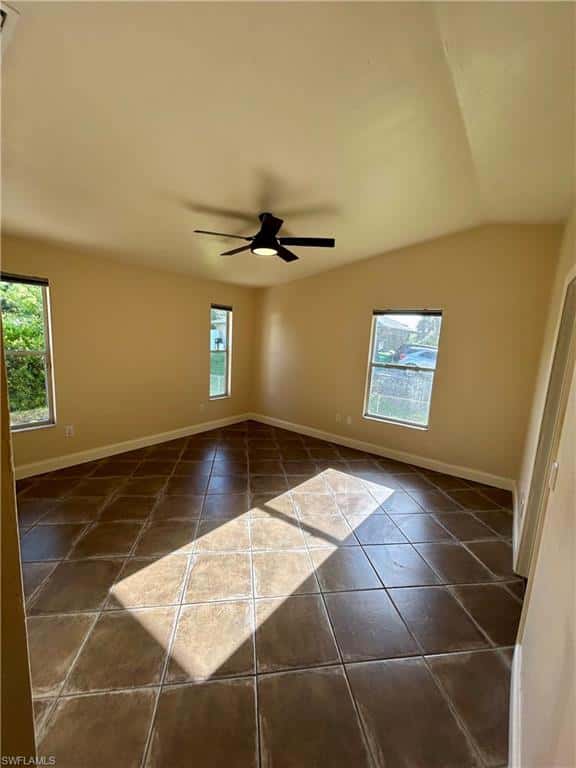 2430 Golden Gate Blvd, Naples, photo 25