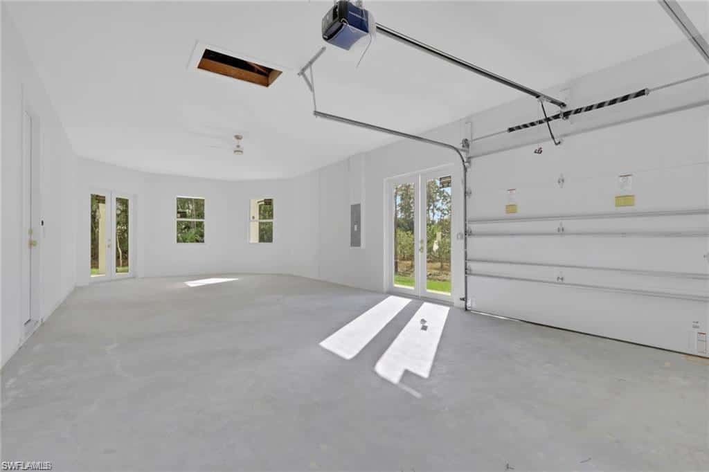 160 Logan Blvd, Naples, photo 46