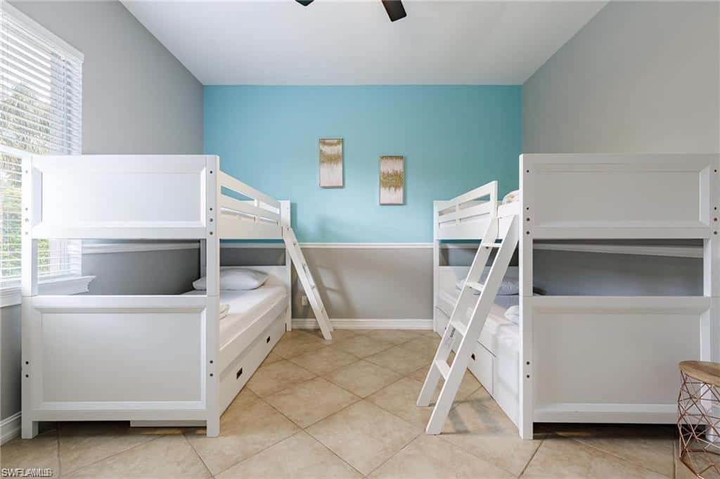 160 Logan Blvd, Naples, photo 17