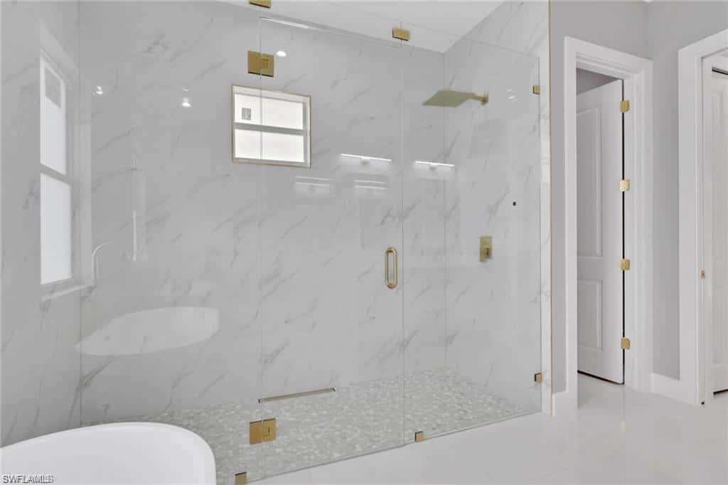 160 Logan Blvd, Naples, photo 36