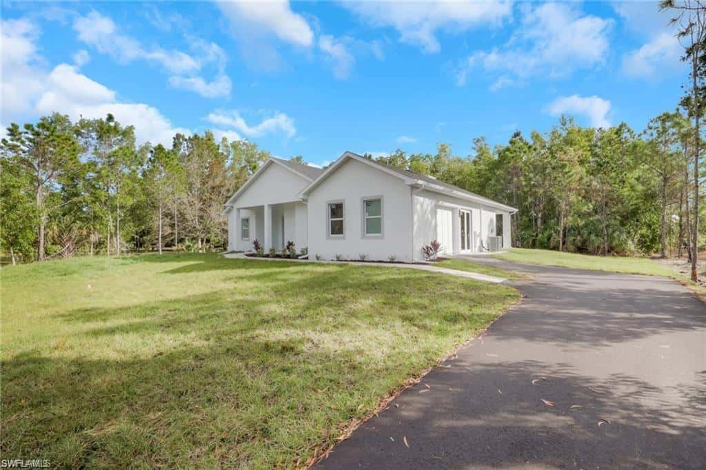 160 Logan Blvd, Naples, photo 28